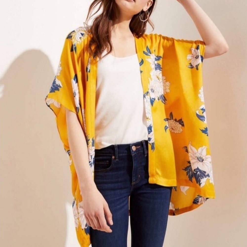 LOFT Outlet | Yellow Feather Garden Villa Kimono Shawl Breezy Casual One Size